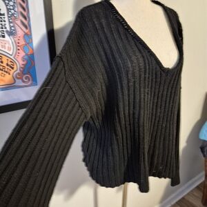 POL Black V-Neck Ribbed Sweater Medium Slouchy Oversized Long Sleeve